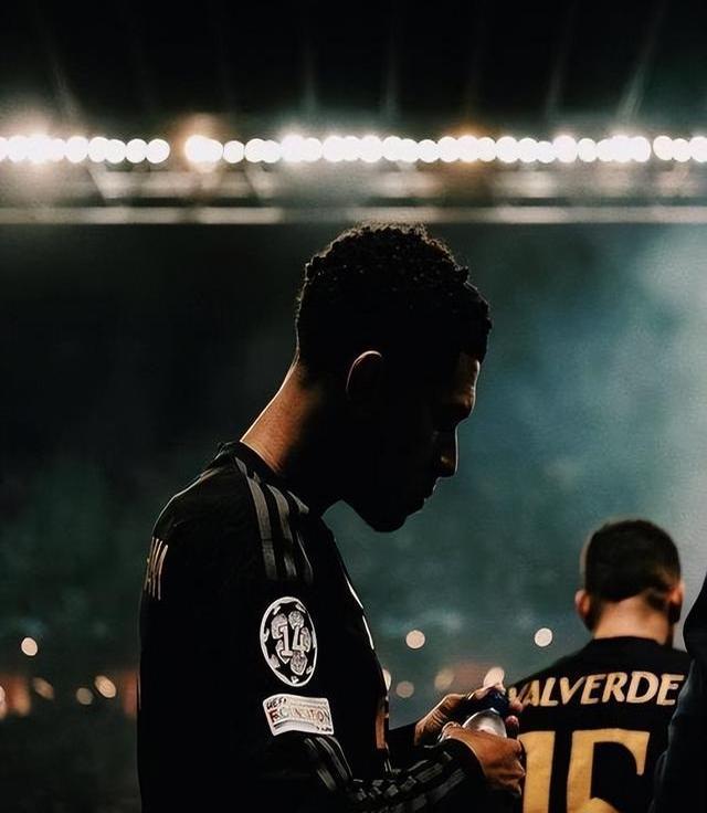 关于欧洲豪门再签天价合同,将引援引发风波的信息 关于欧洲豪门再签天价合同,将引援引发风波的信息