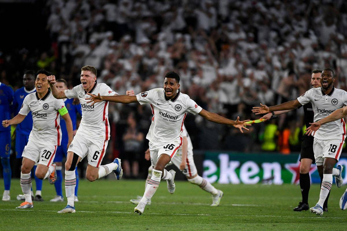 显示控卫技术，法兰克福积极备战下一场比赛的简单介绍