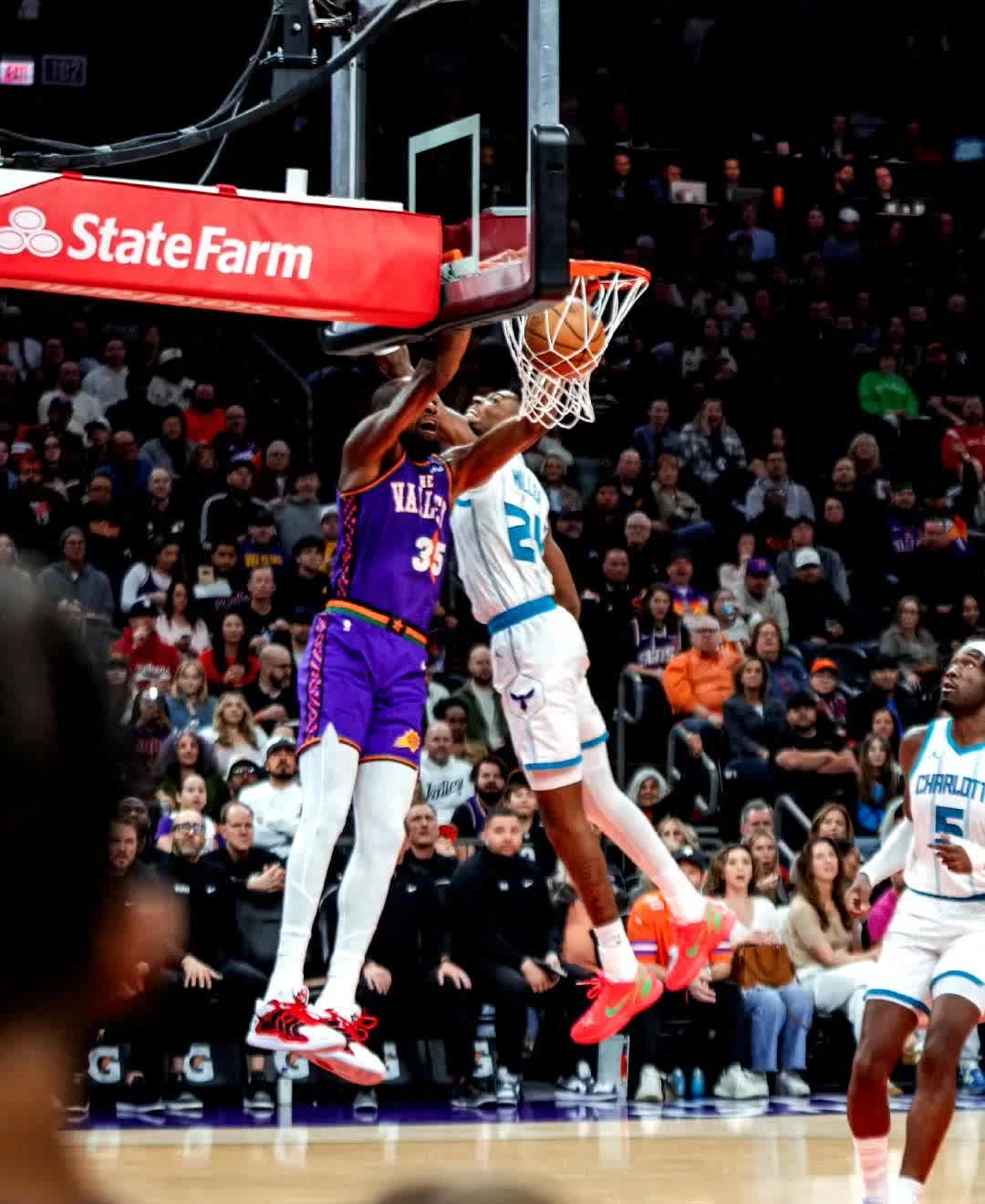 开云体育-黄蜂队连败令球员自信受损，战绩下滑