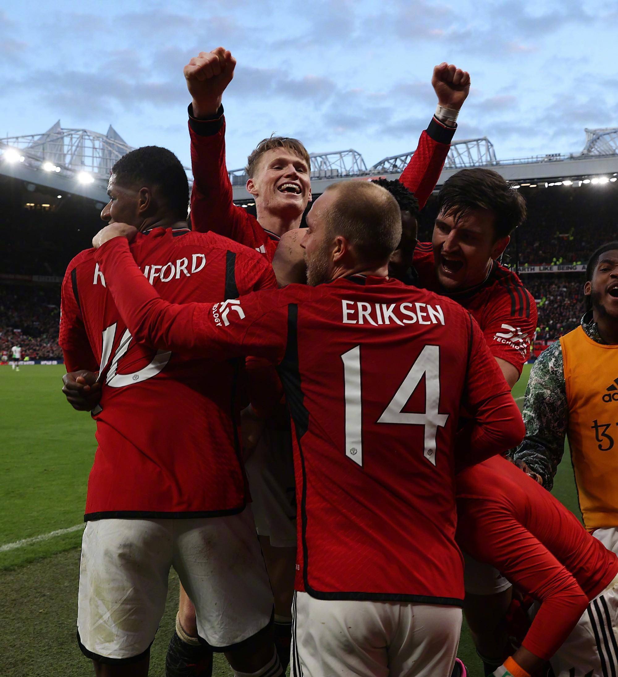 曼联新援表现出色,球队取得胜利的简单介绍 曼联新援表现出色,球队取得胜利的简单介绍