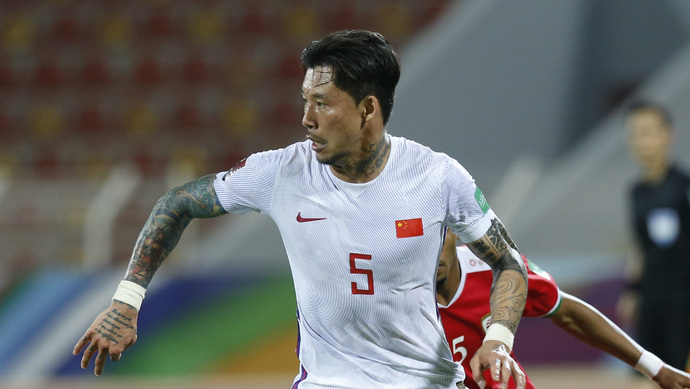 江苏队负于对手,球员集体反思,备战下一场比赛 江苏队负于对手,球员集体反思,备战下一场比赛