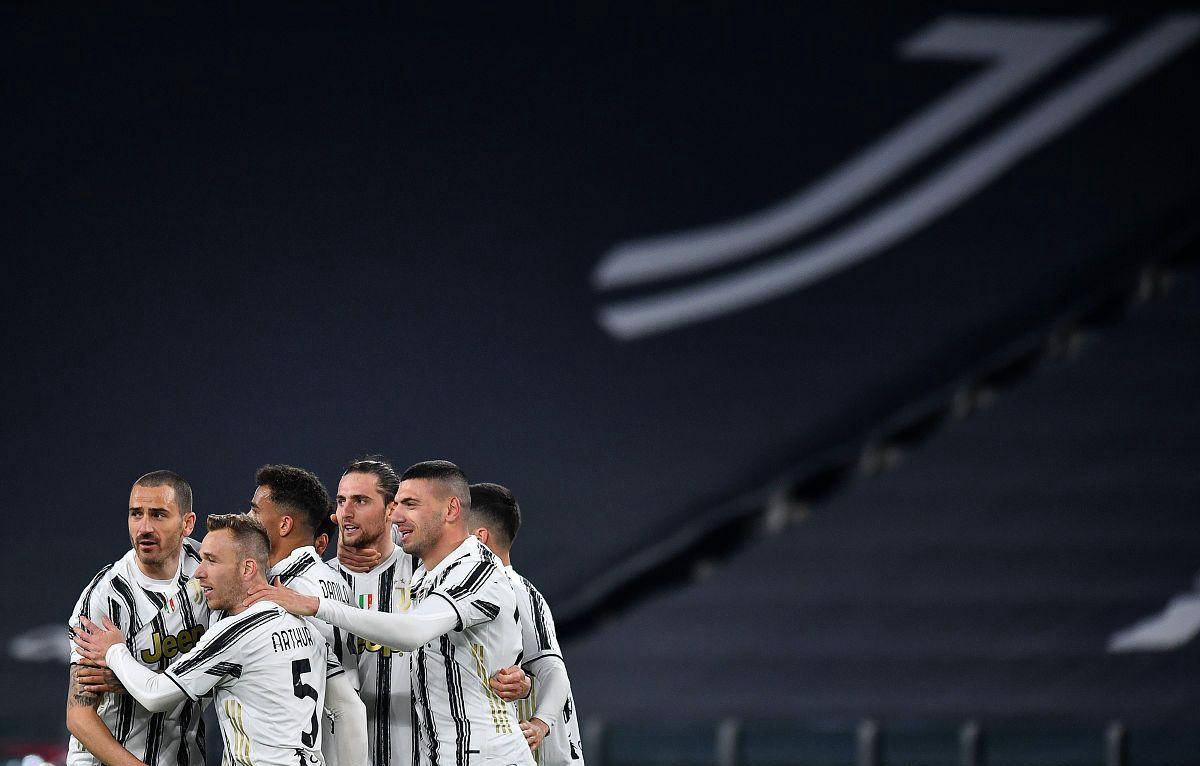 关于尤文图斯主场大胜，稳固领先地位的信息