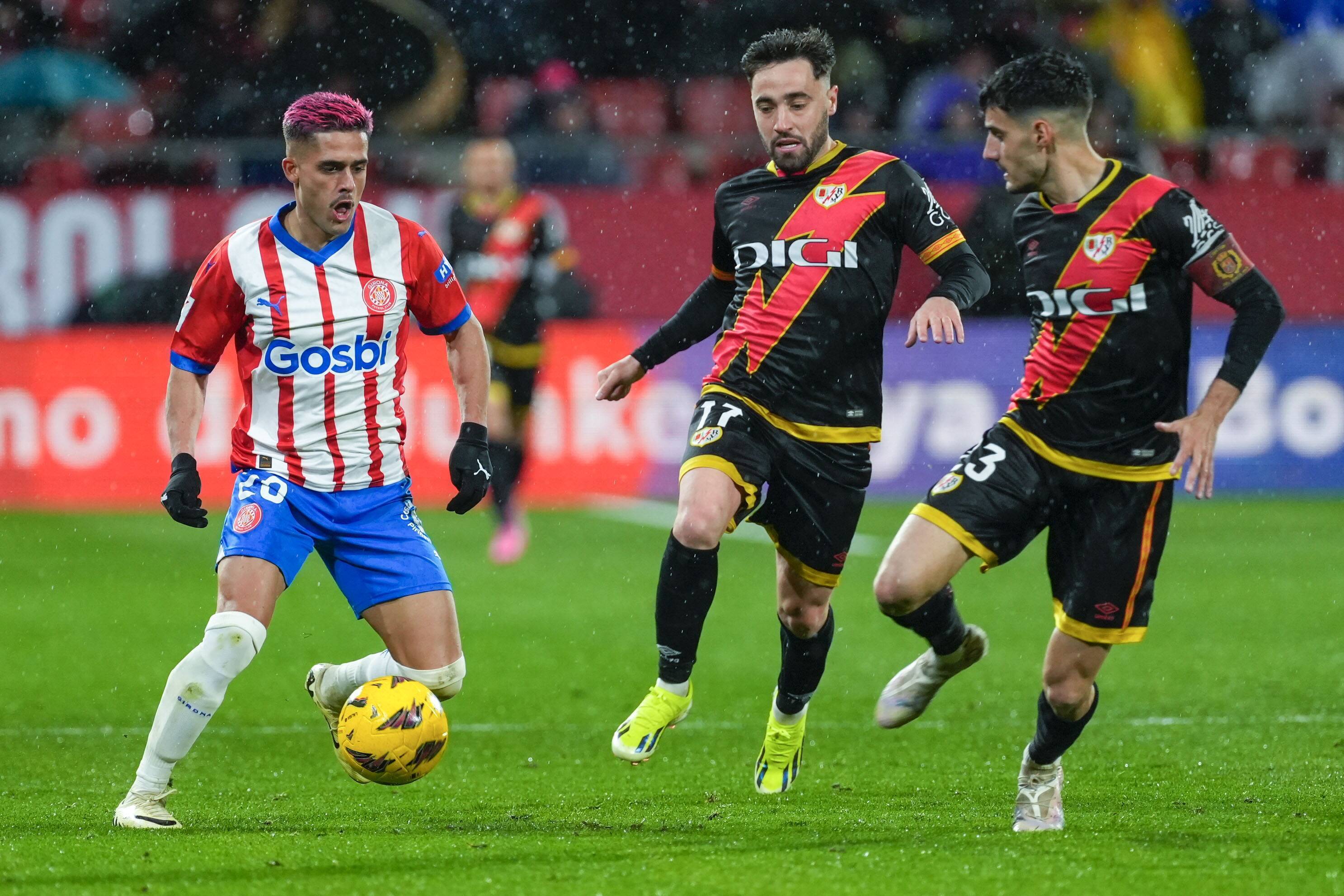 包含头条:巴伦西亚大胜赫罗纳,实力得到肯定的词条 包含头条:巴伦西亚大胜赫罗纳,实力得到肯定的词条