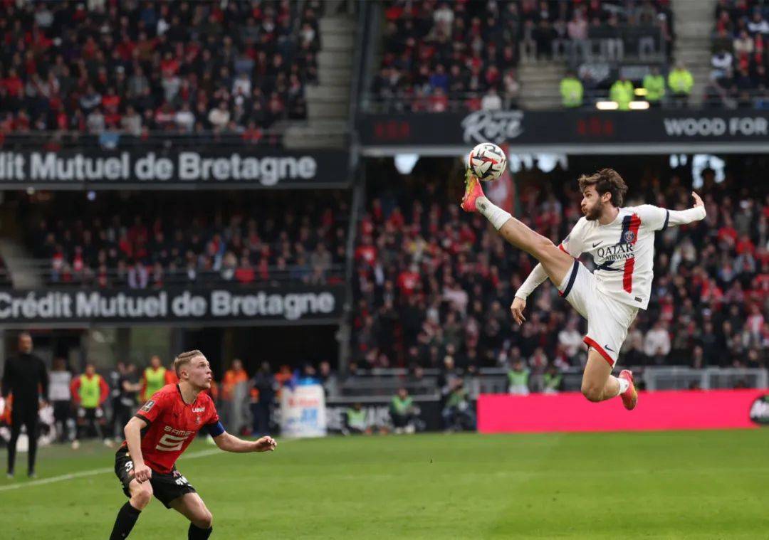 一场实力相当的欧洲足球赛事将掀起风暴的简单介绍