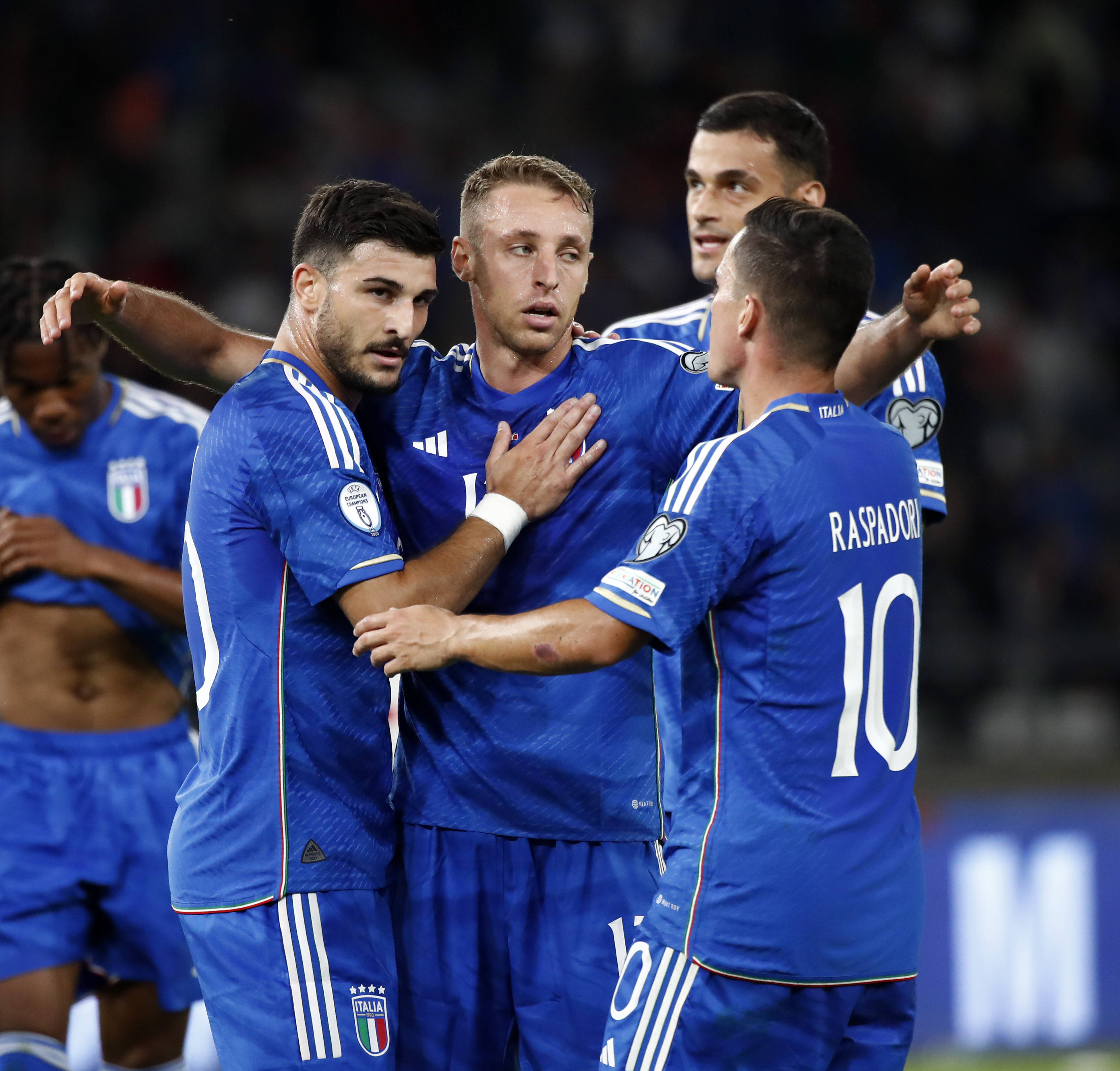 关于塞尔维亚国家队经验老道,大胜在望的信息 关于塞尔维亚国家队经验老道,大胜在望的信息