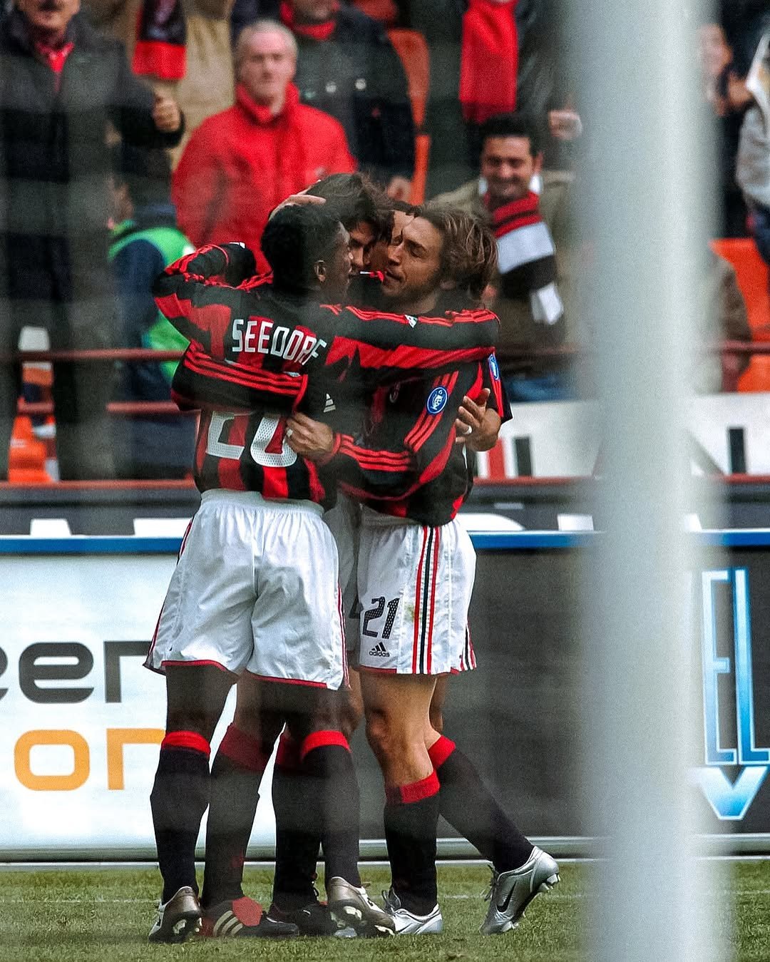 开云体育在线-意大利足球比赛中的一场精彩对决