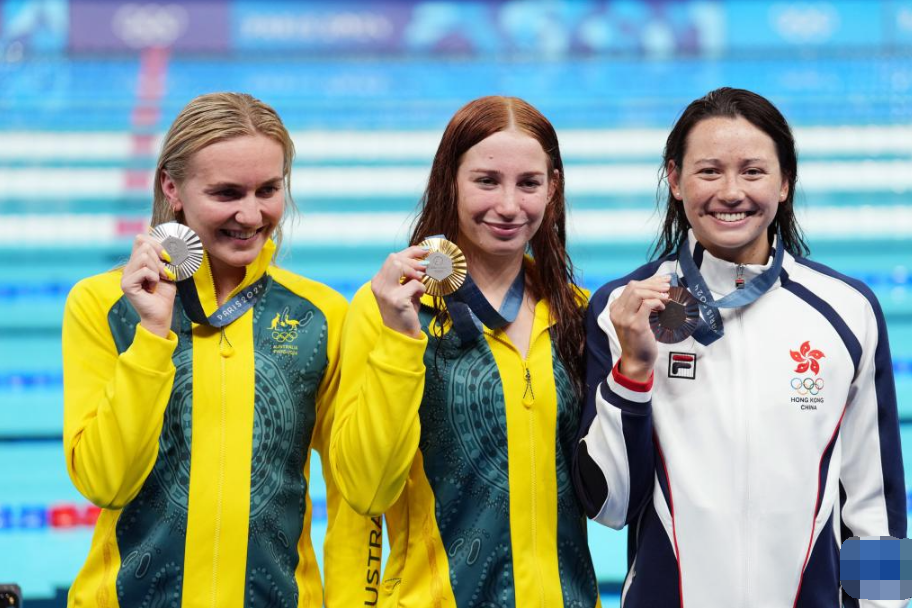 包含澳大利亚游泳选手飞速冲刺,登顶领奖台的词条 包含澳大利亚游泳选手飞速冲刺,登顶领奖台的词条