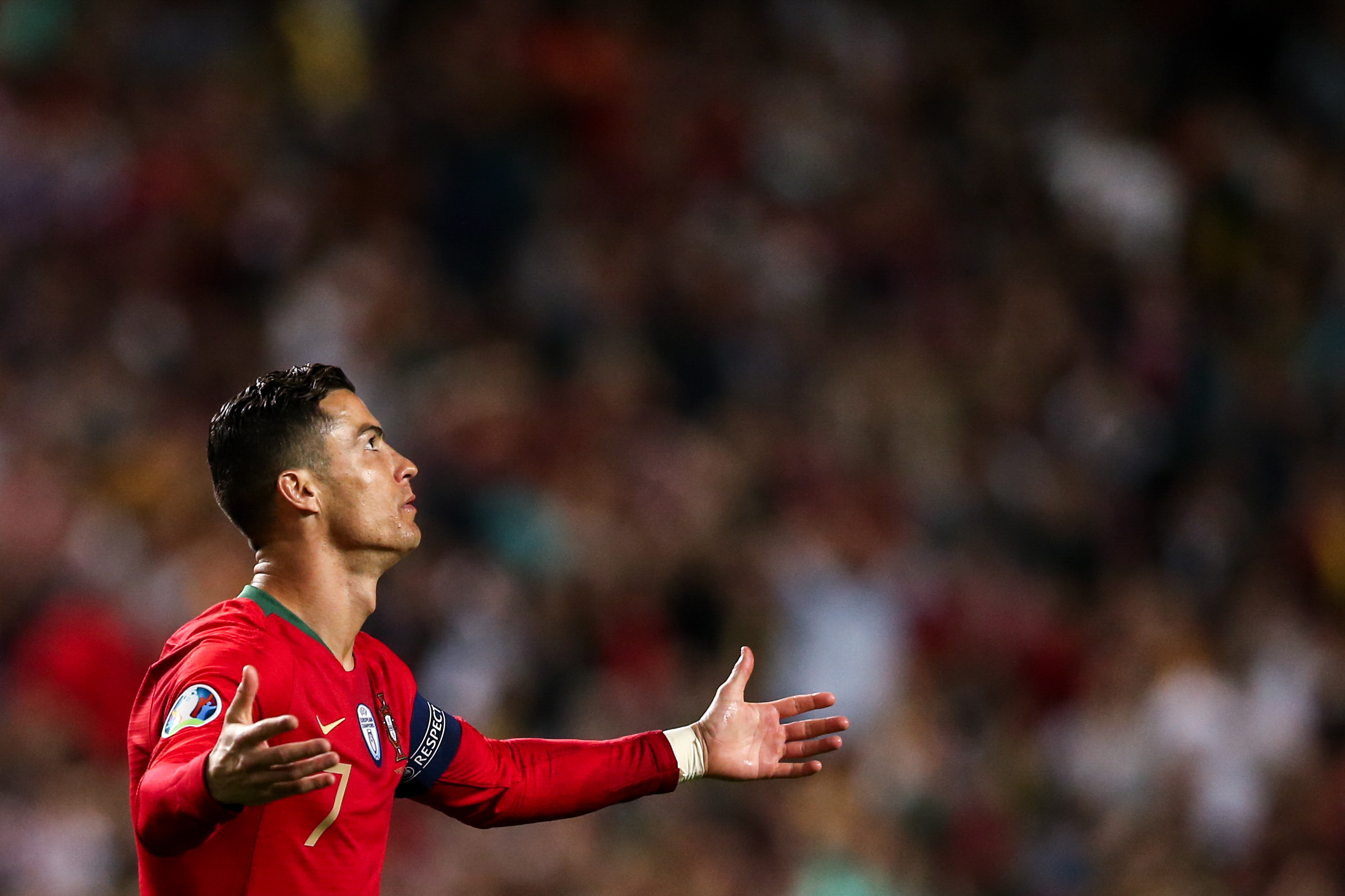 开云下载-包含波黑击败查莫罗,晋级欧锦赛预选赛强的词条