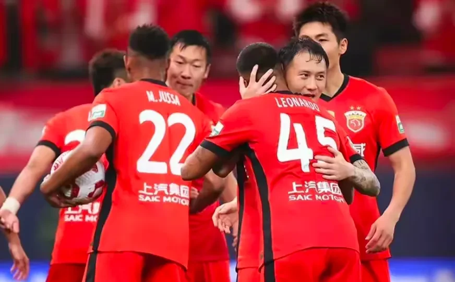 上海上港击败河北华夏幸福，豪取客场胜利的简单介绍