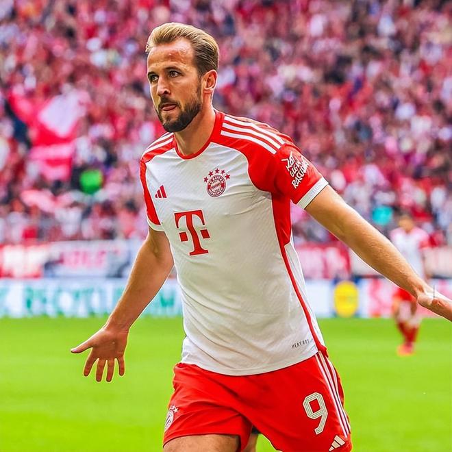 关于拜仁轻取法国队,莱万逆转建功世界杯的信息 关于拜仁轻取法国队,莱万逆转建功世界杯的信息