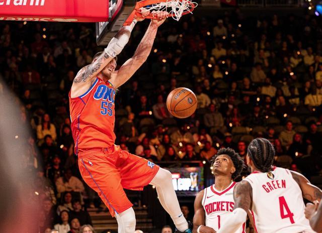 开云体育中国-火箭不敌雷霆，遭遇主场惨败