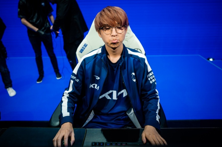 开云体育下载-NS碾压SHR，Hanssama完成史诗逆转小组赛3:0（洛杉矶）