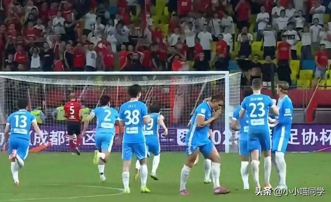 开云体育下载-宿敌再战，欧洲球队闯入亚冠四强