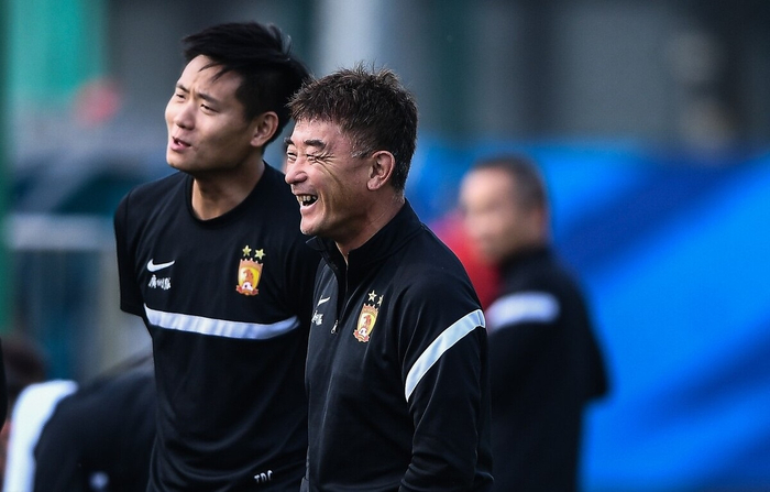 关于曼联助理教练技术高超,带领球队连战胜利的信息 关于曼联助理教练技术高超,带领球队连战胜利的信息