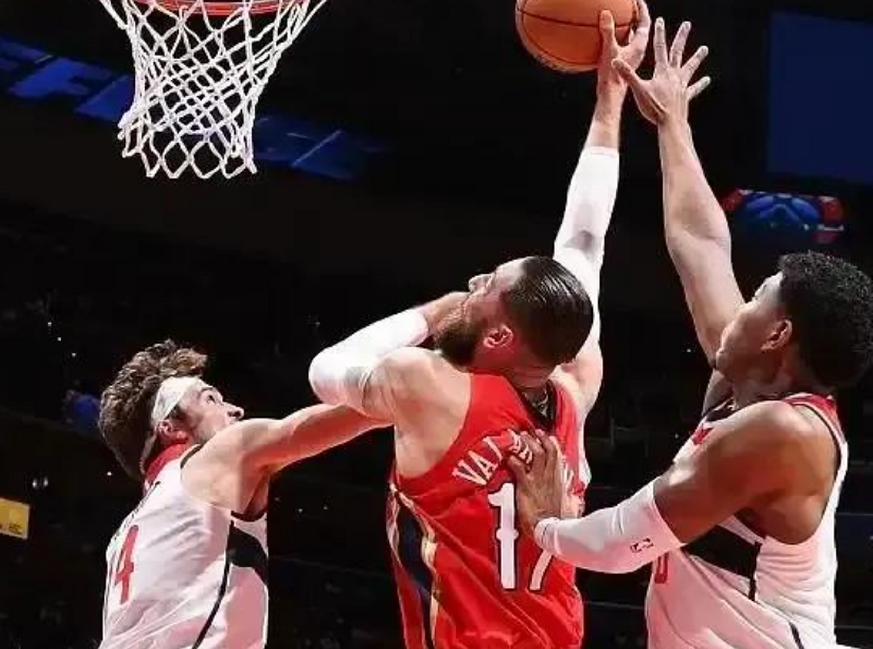 凯尔特人击败公牛,取得两连胜 凯尔特人击败公牛,取得两连胜