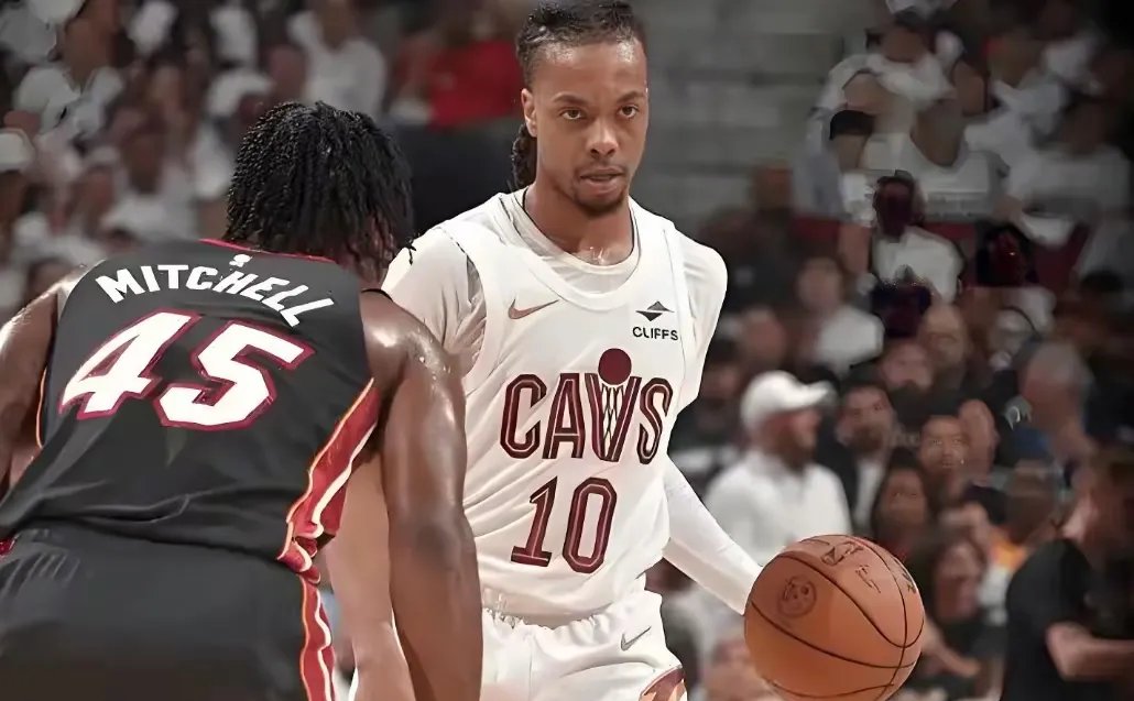 开云体育入口-热火横扫灰熊，继续领跑西部的简单介绍