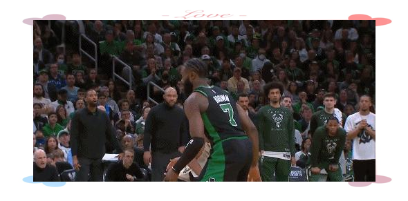 雄鹿客场力克凯尔特人,继续领先东部 雄鹿客场力克凯尔特人,继续领先东部