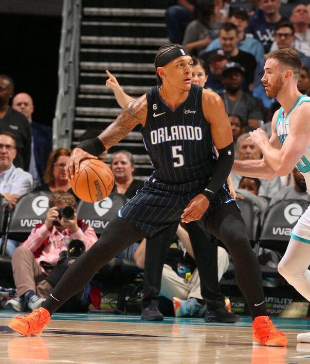 开云下载-魔术轻取北京队,布伦森统治全场的简单介绍