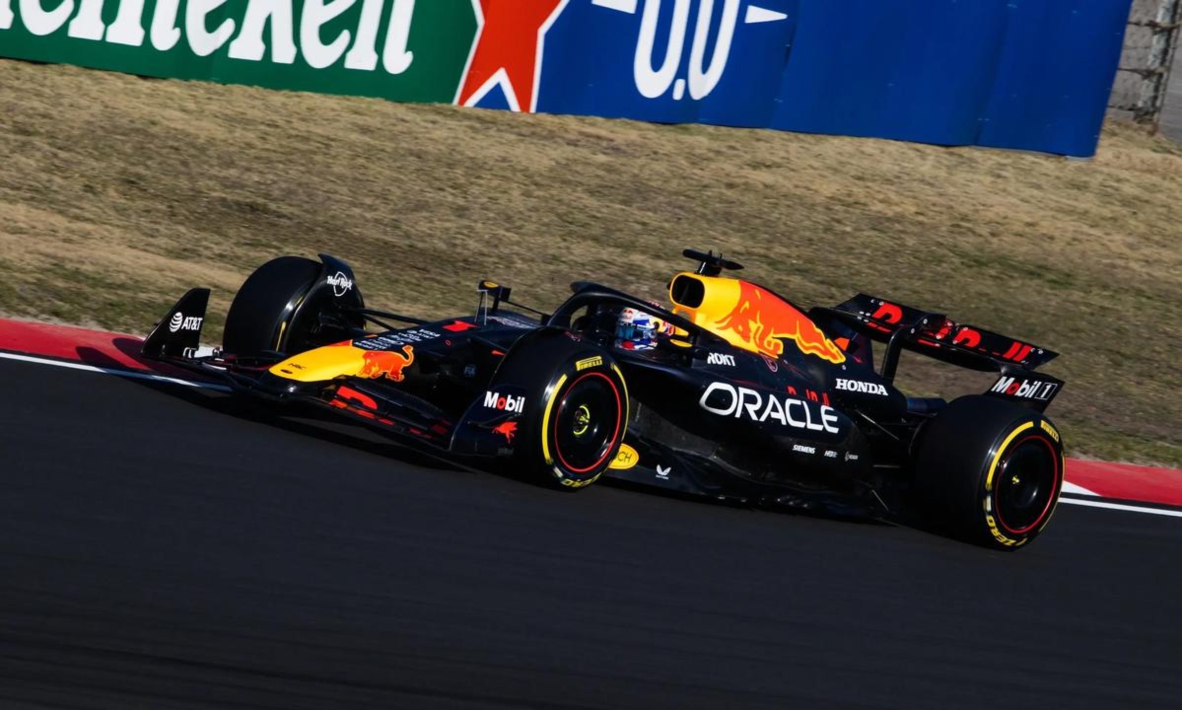 开云体育官网-红牛车队逆转阿斯顿马丁,维斯塔潘带队取胜