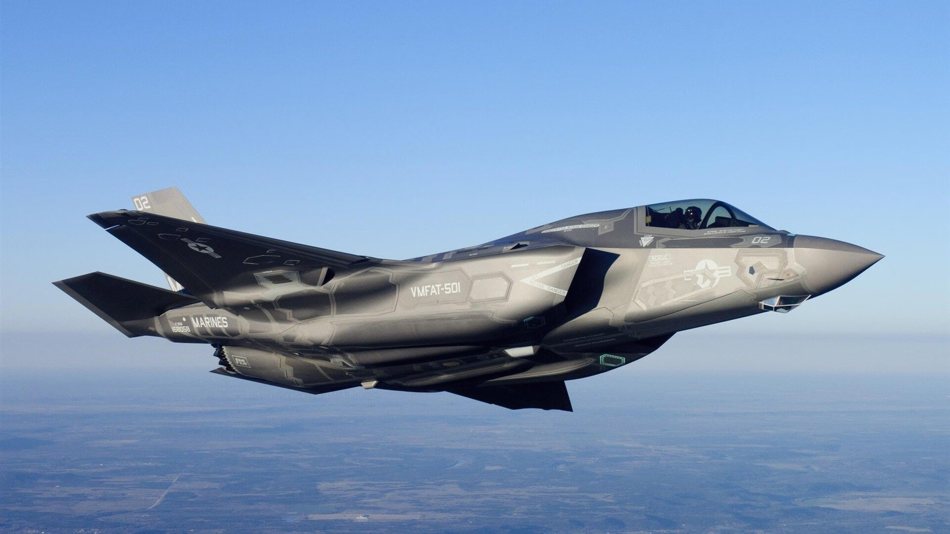 跨越时空的战术博弈，一场虚构对决中的现代足球哲学映照